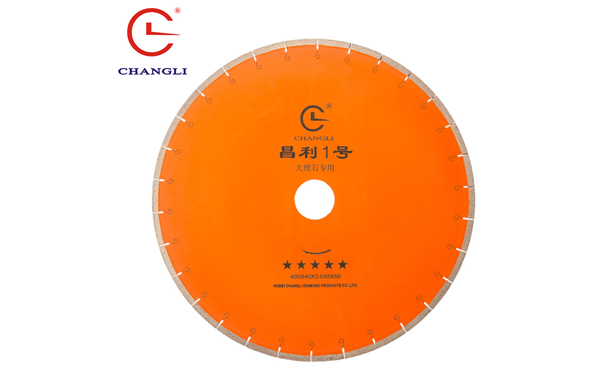 大理石鋸片金剛石繩鋸在發(fā)展中遇到哪些制約因素影響呢？